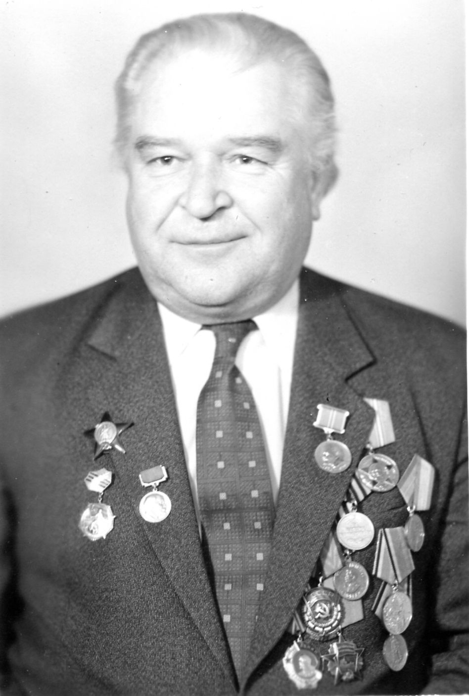 Бондаренко Борис Дмитриевич